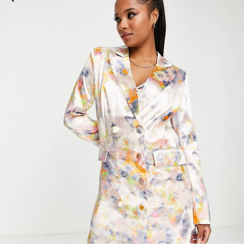 B NEW Liquorish satin tailored double breast blazer in soft washed pastel floral